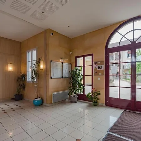 Apartment Place Toscane Dream Iii Bmyguest